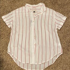 Buttons down shirt